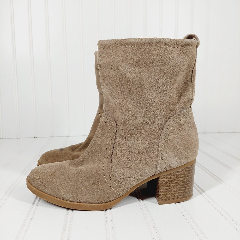 White Mountain Bernata Taupe Suede Leather Slip On Block Heeled Ankle Boots B319
